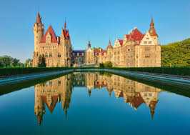 Najpiękniejsze zamki i pałace w Polsce - zdjęcie